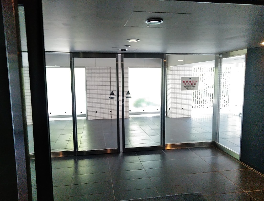 15/24 エントランス