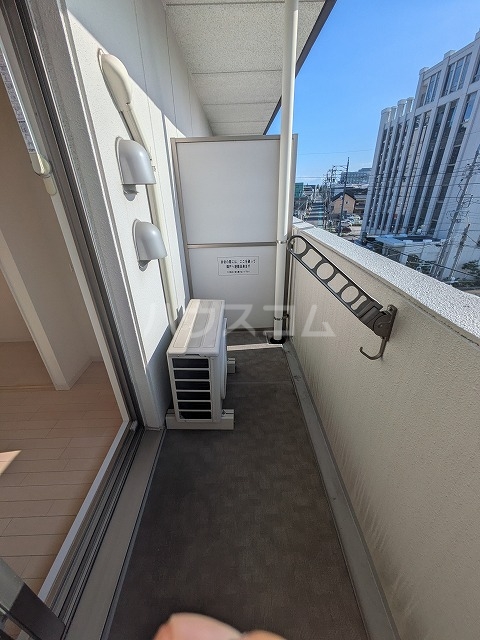 25/30 バルコニー