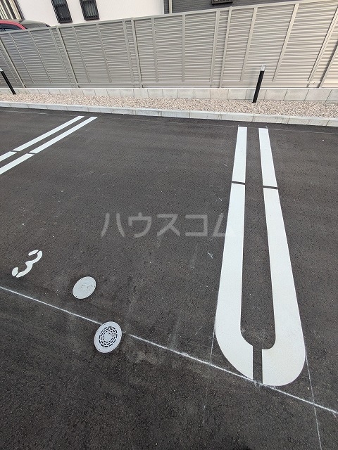 2/4 駐車場