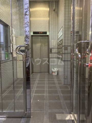 2/8 エントランス