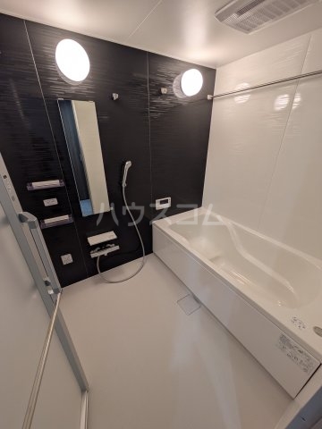 17/30 浴室