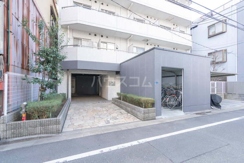 4/10 エントランス