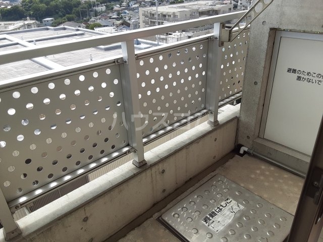 19/30 バルコニー