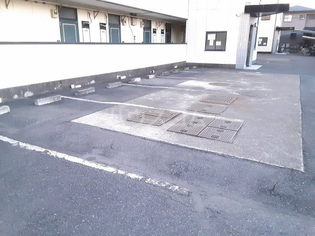 2/12 駐車場