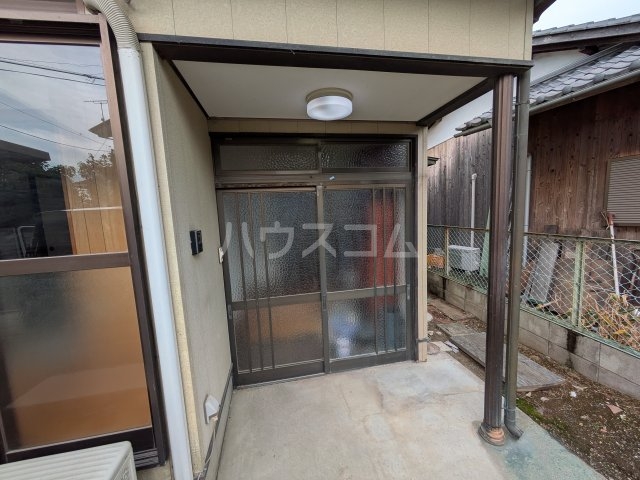 2/3 エントランス