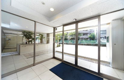 15/25 エントランス