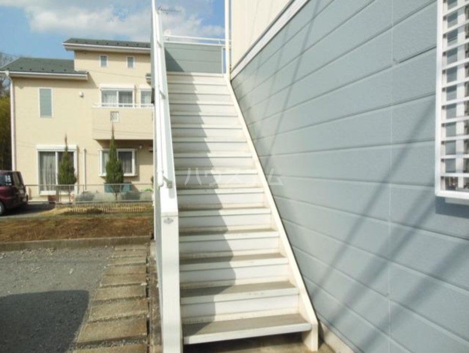 17/26 エントランス