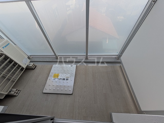 17/25 バルコニー