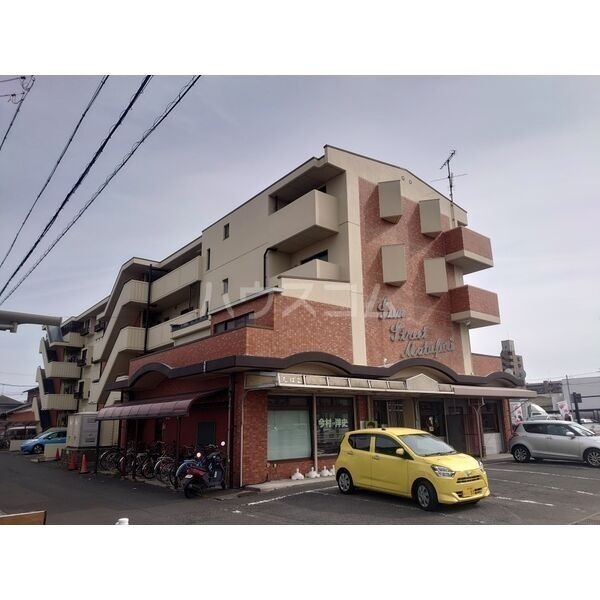 2/8 外観