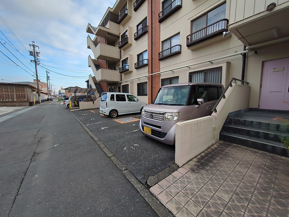 5/8 駐車場