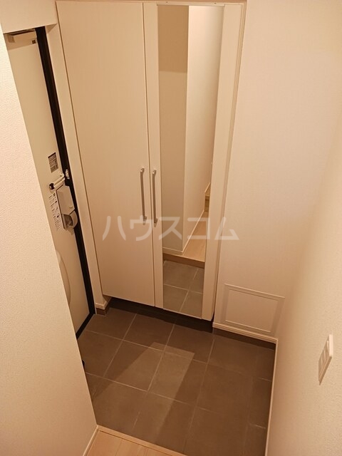 8/23 玄関