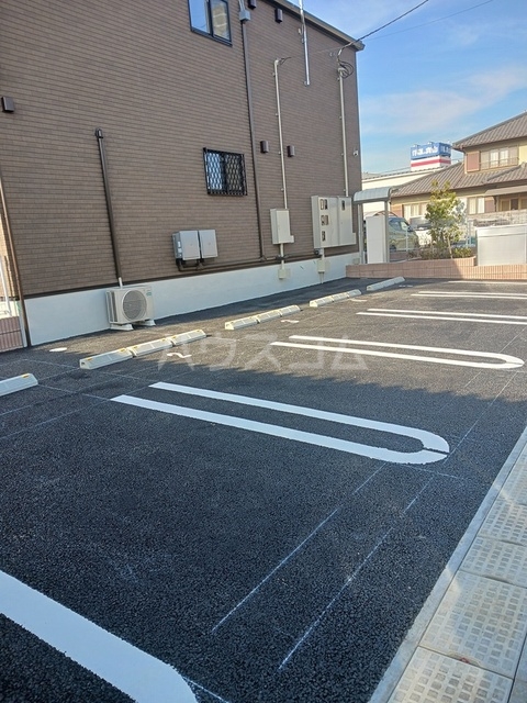 15/22 駐車場