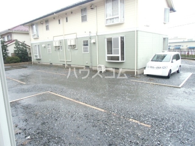 2/7 駐車場