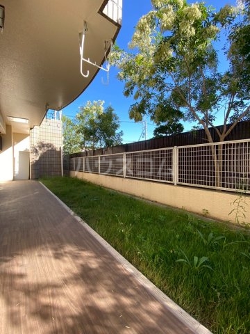 23/27 バルコニー