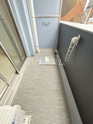 15/28 バルコニー