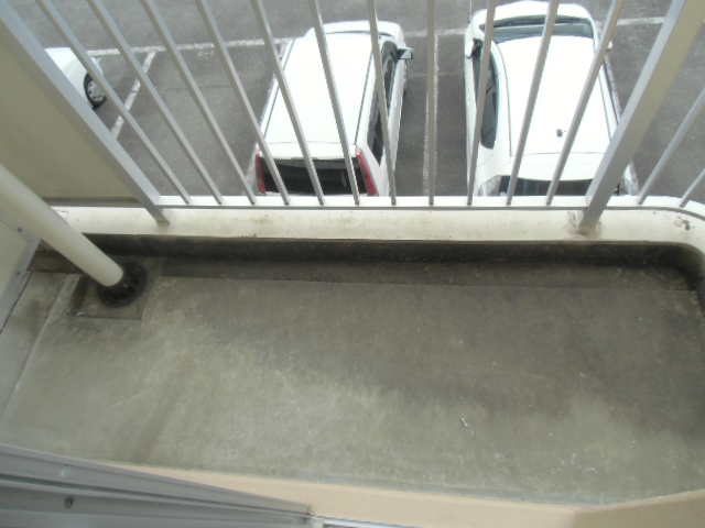 19/26 バルコニー