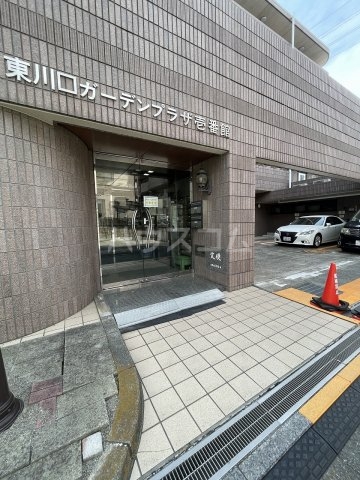 19/29 エントランス