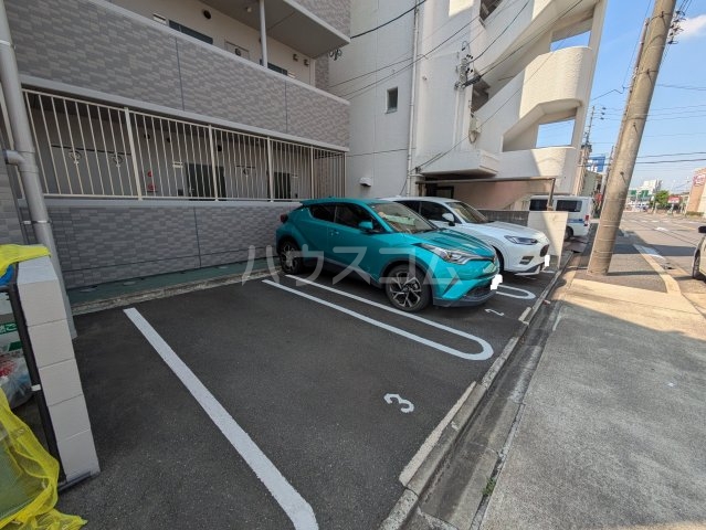 3/8 駐車場