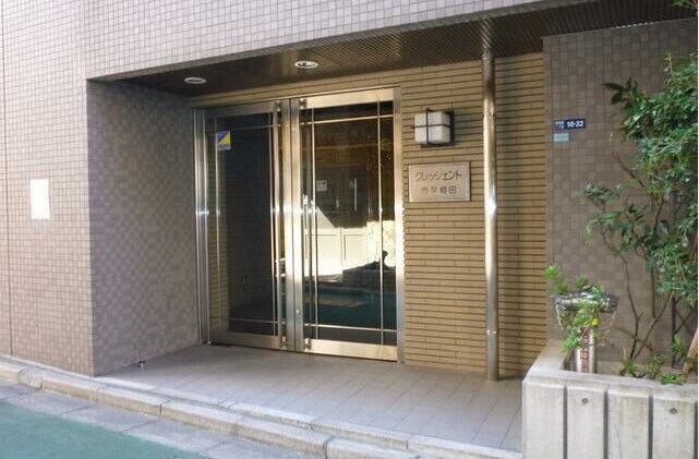 15/19 エントランス