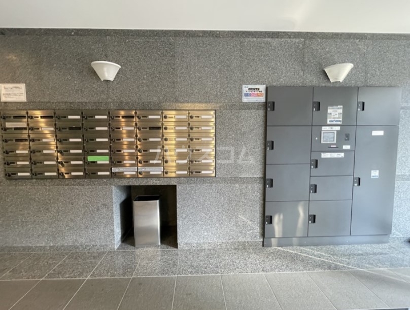 15/24 エントランス