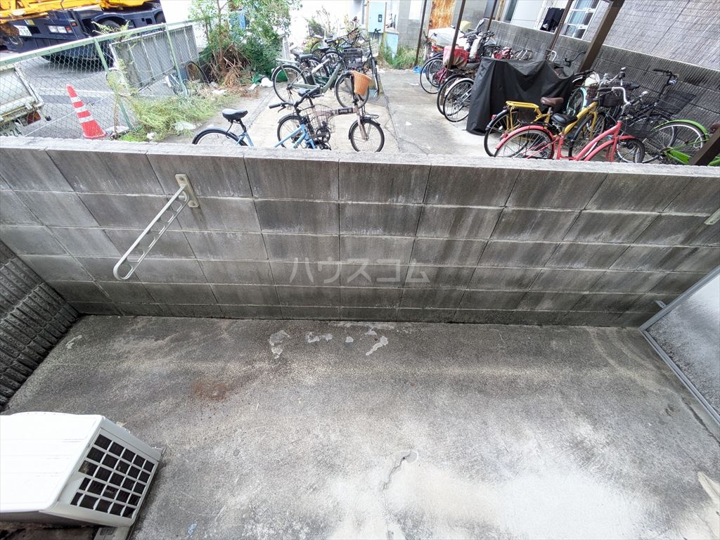 20/30 バルコニー