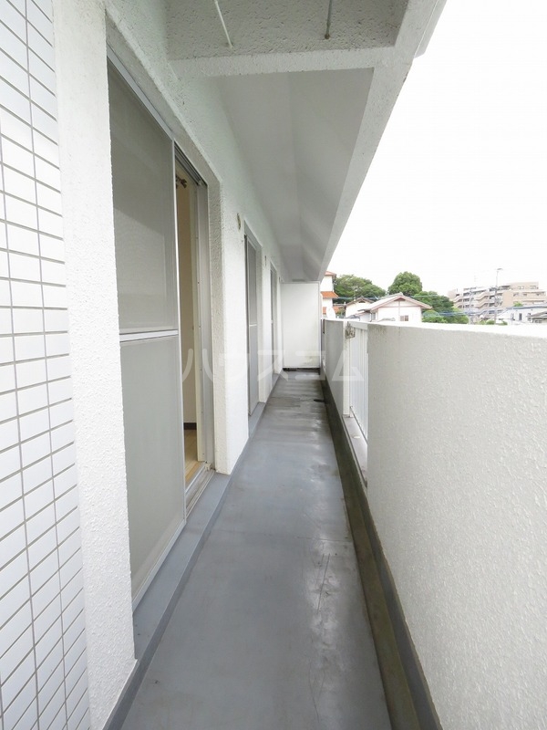 13/17 バルコニー