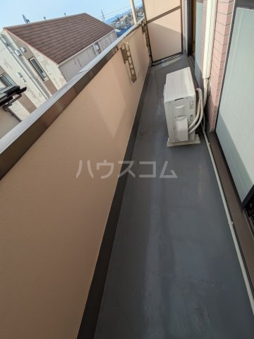 20/30 バルコニー