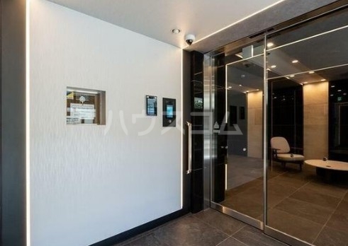 15/19 エントランス