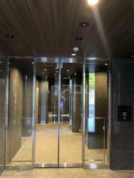 2/8 エントランス