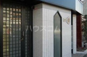 2/2 エントランス