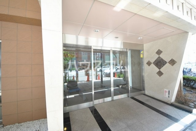 14/21 エントランス