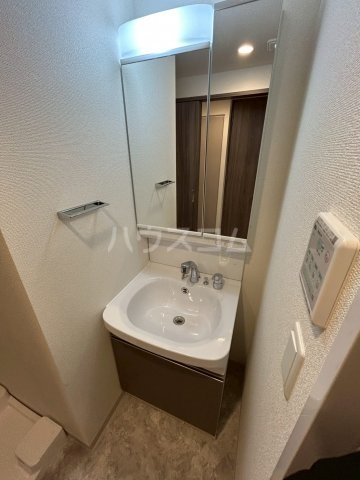 17/30 洗面