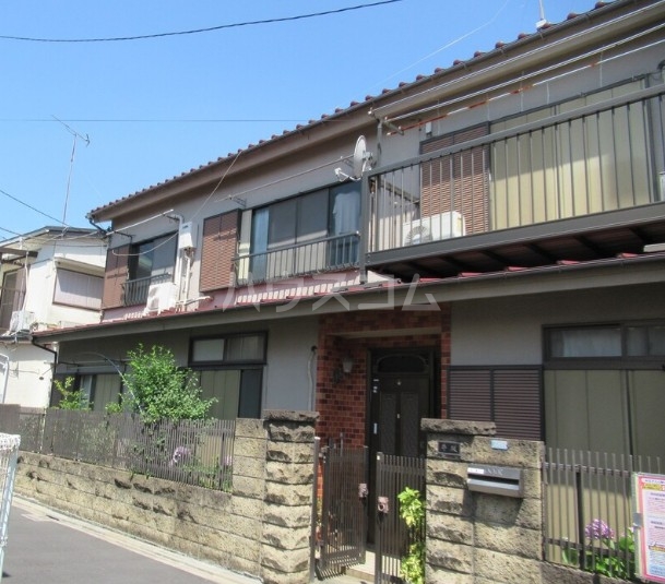 2/4 エントランス