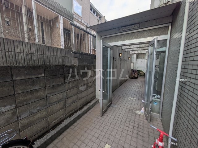 2/8 エントランス