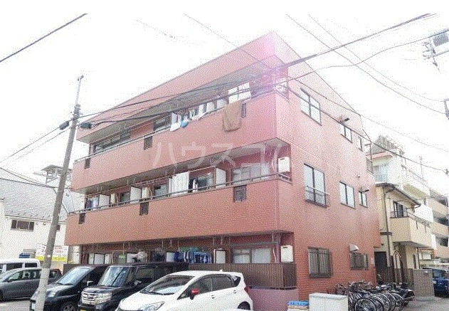 28/30 エントランス