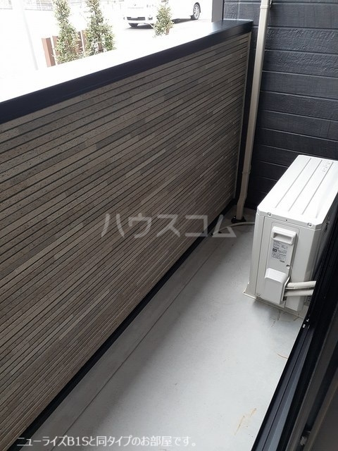 13/20 バルコニー