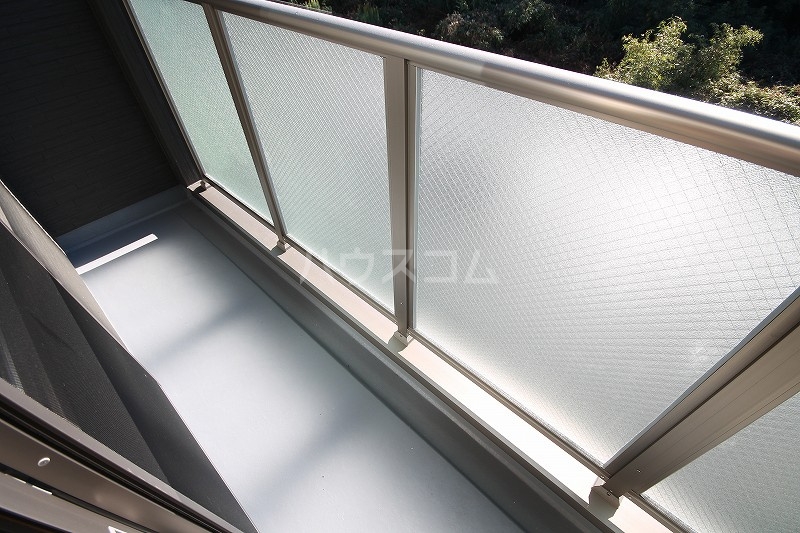 18/28 バルコニー