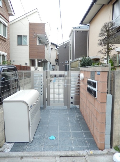 16/24 エントランス