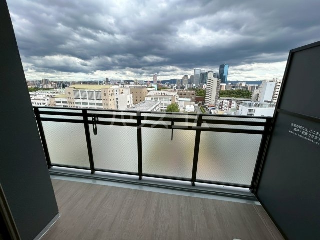 13/30 バルコニー