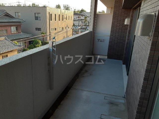 14/27 バルコニー