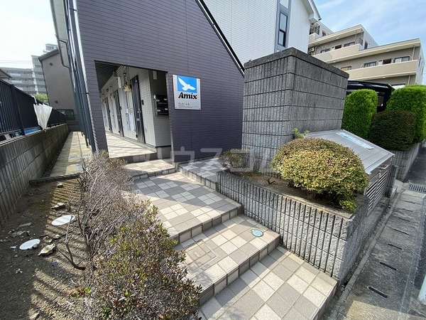 13/19 エントランス