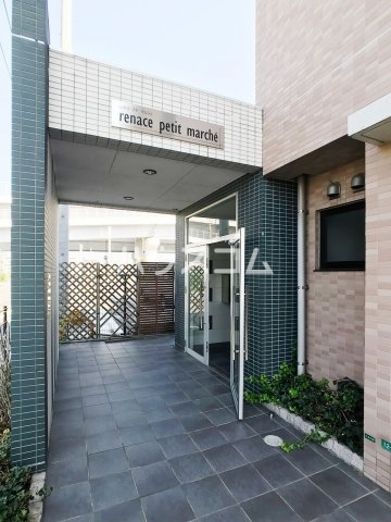 14/16 エントランス