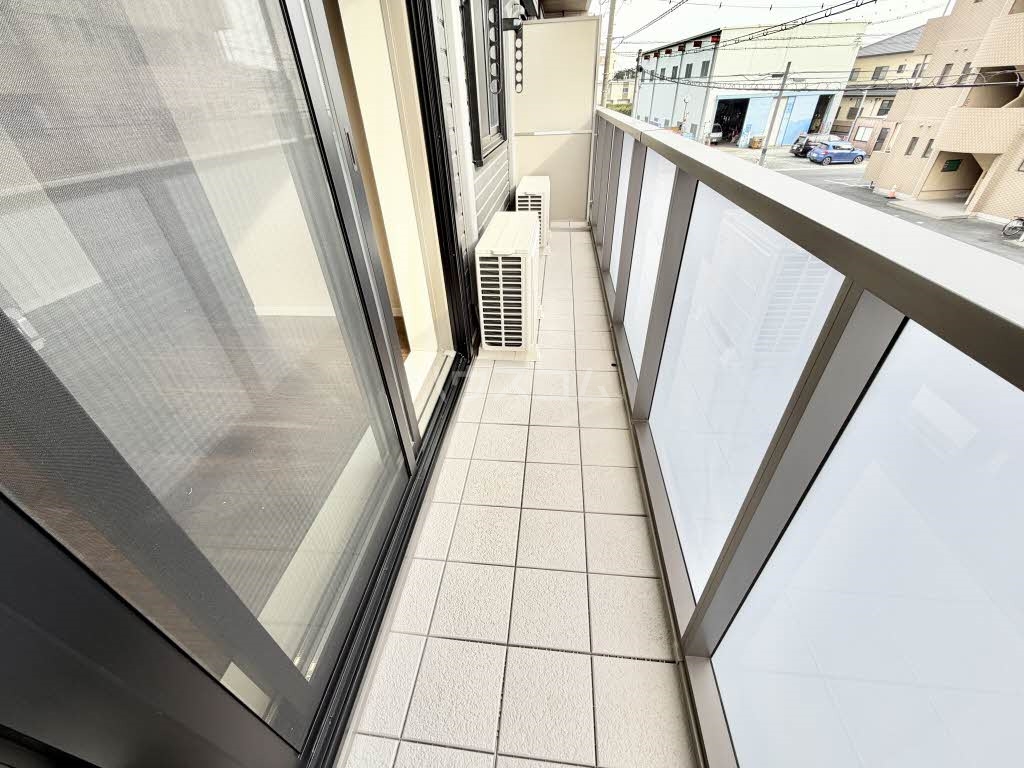 25/30 バルコニー