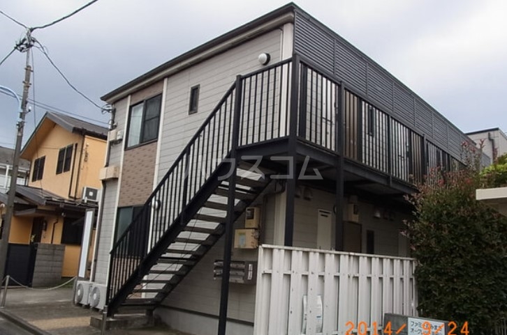 13/20 エントランス