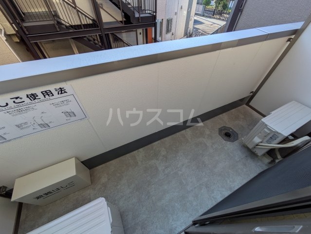 20/30 バルコニー