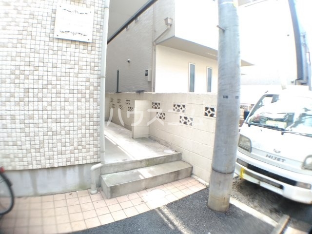 29/30 エントランス