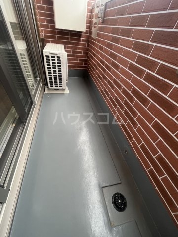 20/30 バルコニー