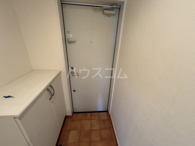13/30 玄関