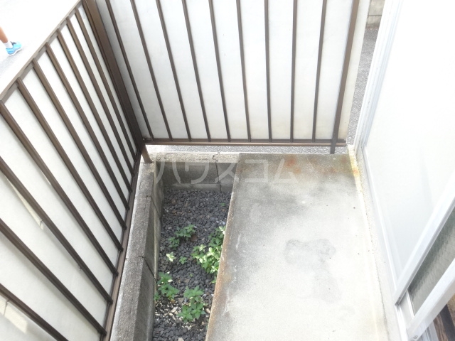 20/30 バルコニー