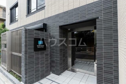 15/25 エントランス